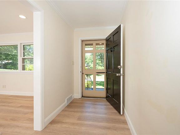 4th image of 2960 Ormond Dr