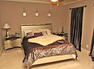 1915 Saxon Valley Cir, Atlanta, GA 30324