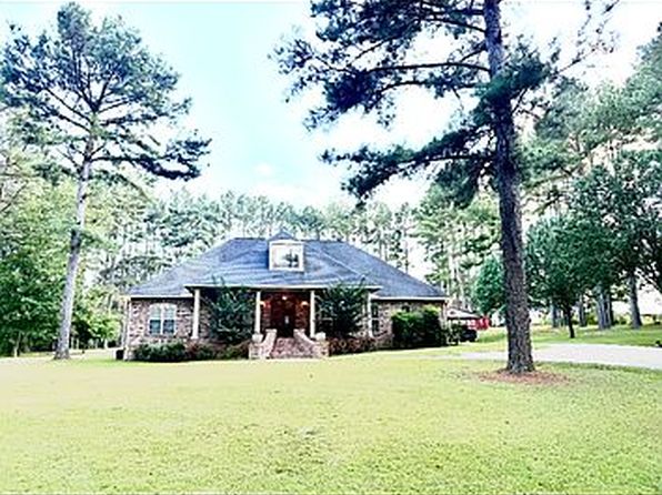 54 Ball Ln