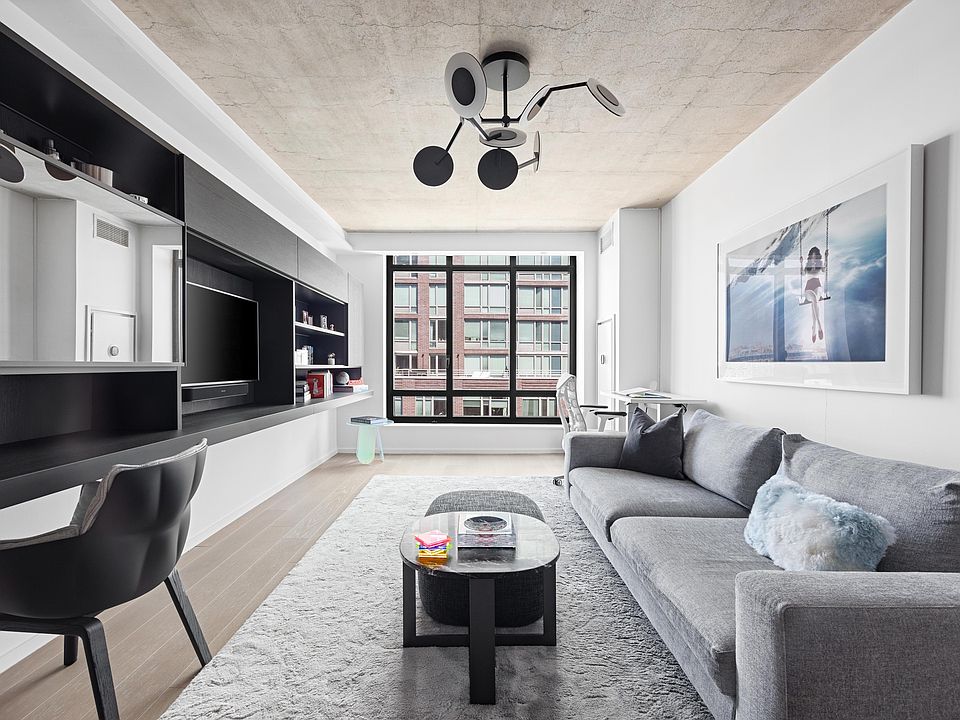 1st image of 196 Orchard St #6-C