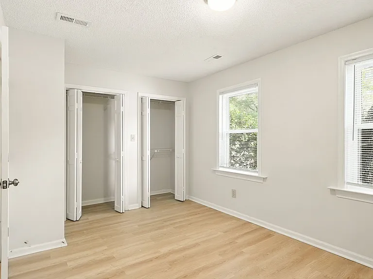 13 Academy Ln — Photo 9