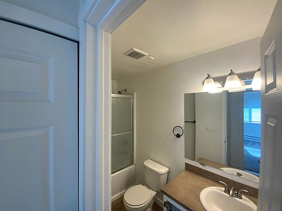 5th image of 14424 Union Ave SW #2