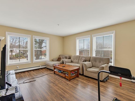 5th image of 17 King Street #3