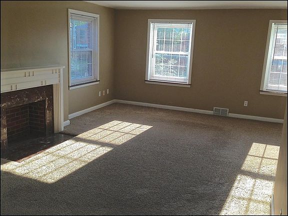 4th image of 1614 Grandview Ave