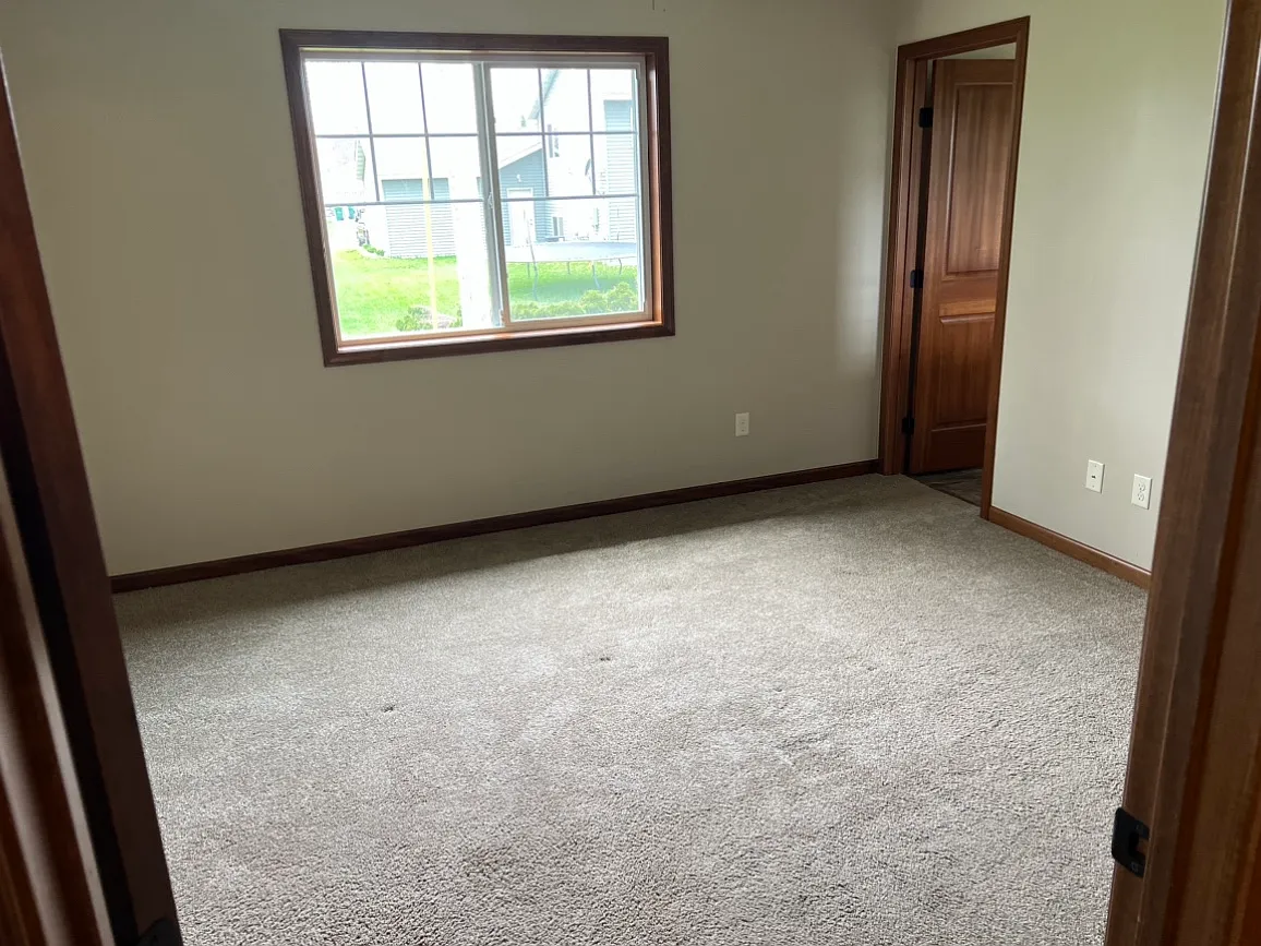 2 bed, 1424 sqft, $2,040 — Photo 4