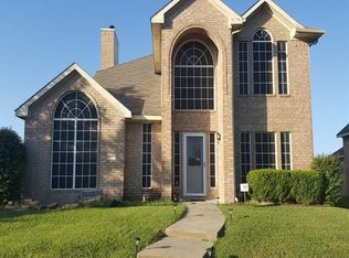 2516 Crystal Falls Dr, Mesquite, TX 75181
