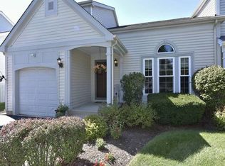 6238 Eagle Ridge Dr, Gurnee, IL 60031