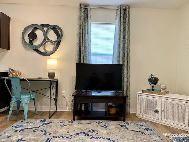 8526 Laredo St — Photo 5