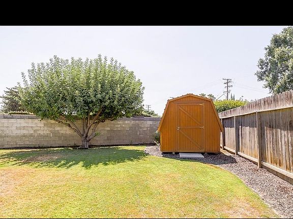 5th image of 1436 N Shady St