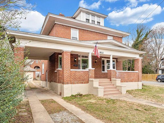 2nd image of 932 Forest Park Blvd NW