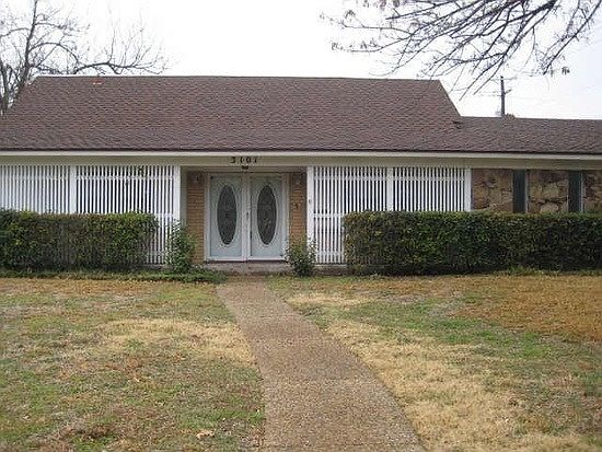 1st image of 3101 S Glenbrook Dr