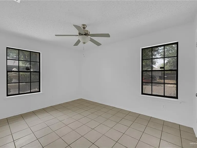 4125 Goldenrod Ave — Photo 9