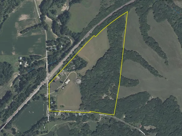 138 Wilbern Rd, Washburn, IL 61570