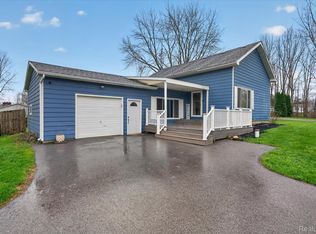 13508 N Center Rd, Clio, MI 48420