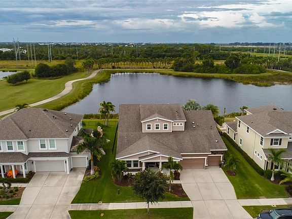 3rd image of 6612 Park Strand Dr