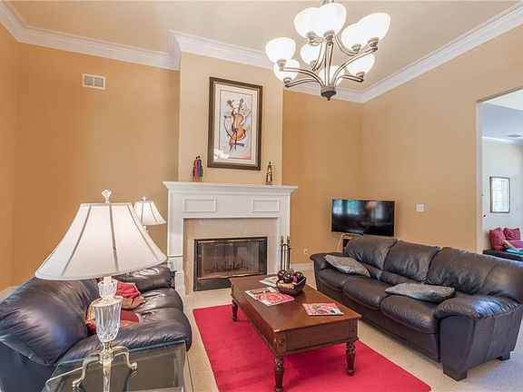 5th image of 120 Laydon Ave