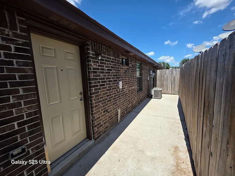 411 Pirul St #1 — Photo 16