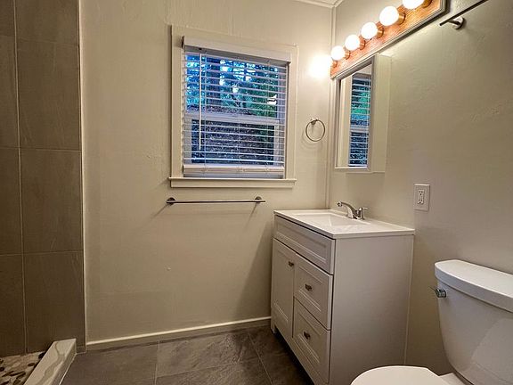 4th image of 5219 Scotts Valley Dr APT A