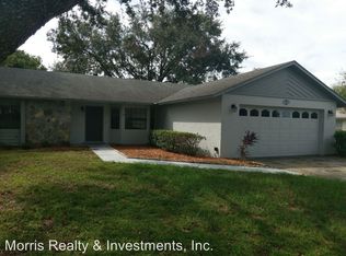 402 Blueberry Dr, Eustis, FL 32726