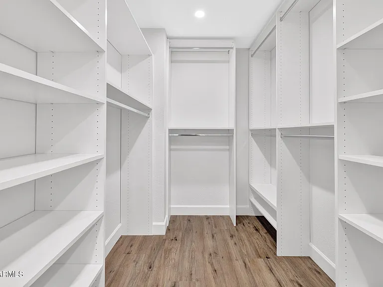 4760 W Wahalla Ln — Photo 24