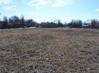 913 Howenstein St, Cameron, MO 64429