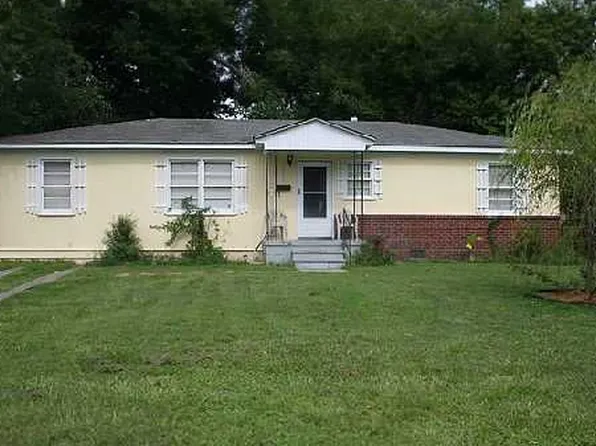 325 Bunting Dr, Savannah, GA 31404