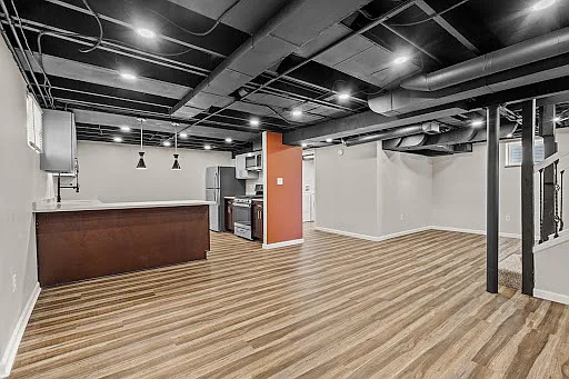 387 S Hamilton St — Photo 12