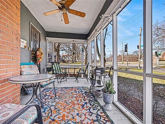 5th image of 7903 Holmes Rd