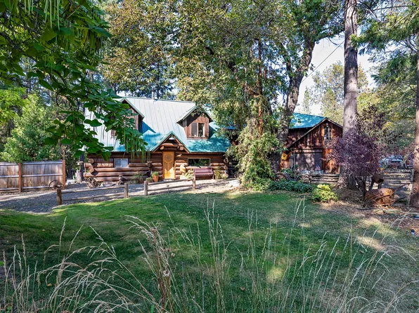 743 Skookum Ln, Prospect, OR 97536