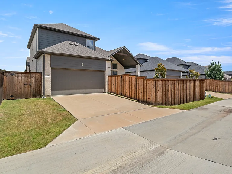 2195 English Ivy Rd — Photo 41