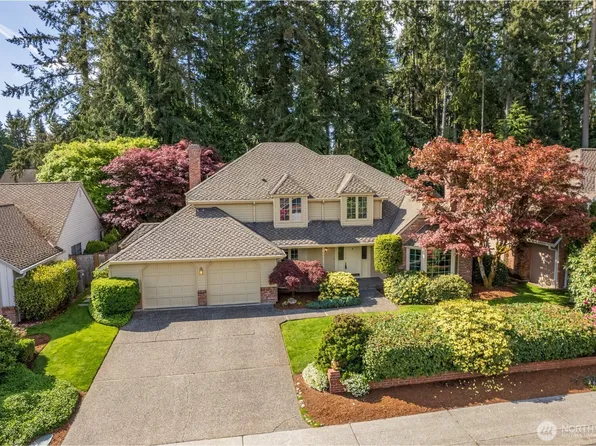 12621 NE 68th Place, Kirkland, WA 98033