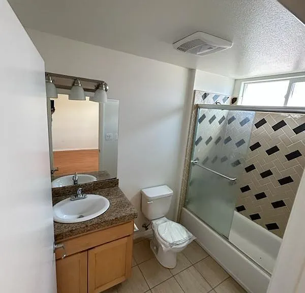 4737 Kester Ave #102 — Photo 3