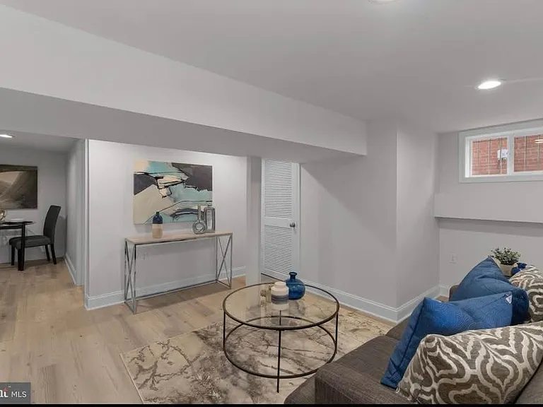 38 53rd St SE — Photo 4