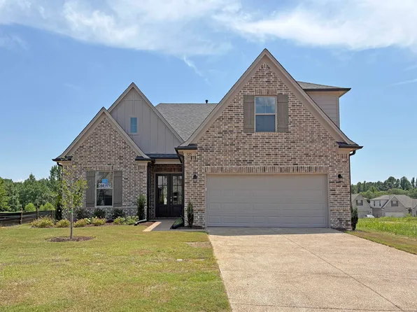 325 Green Willow Dr, Oakland, TN 38060