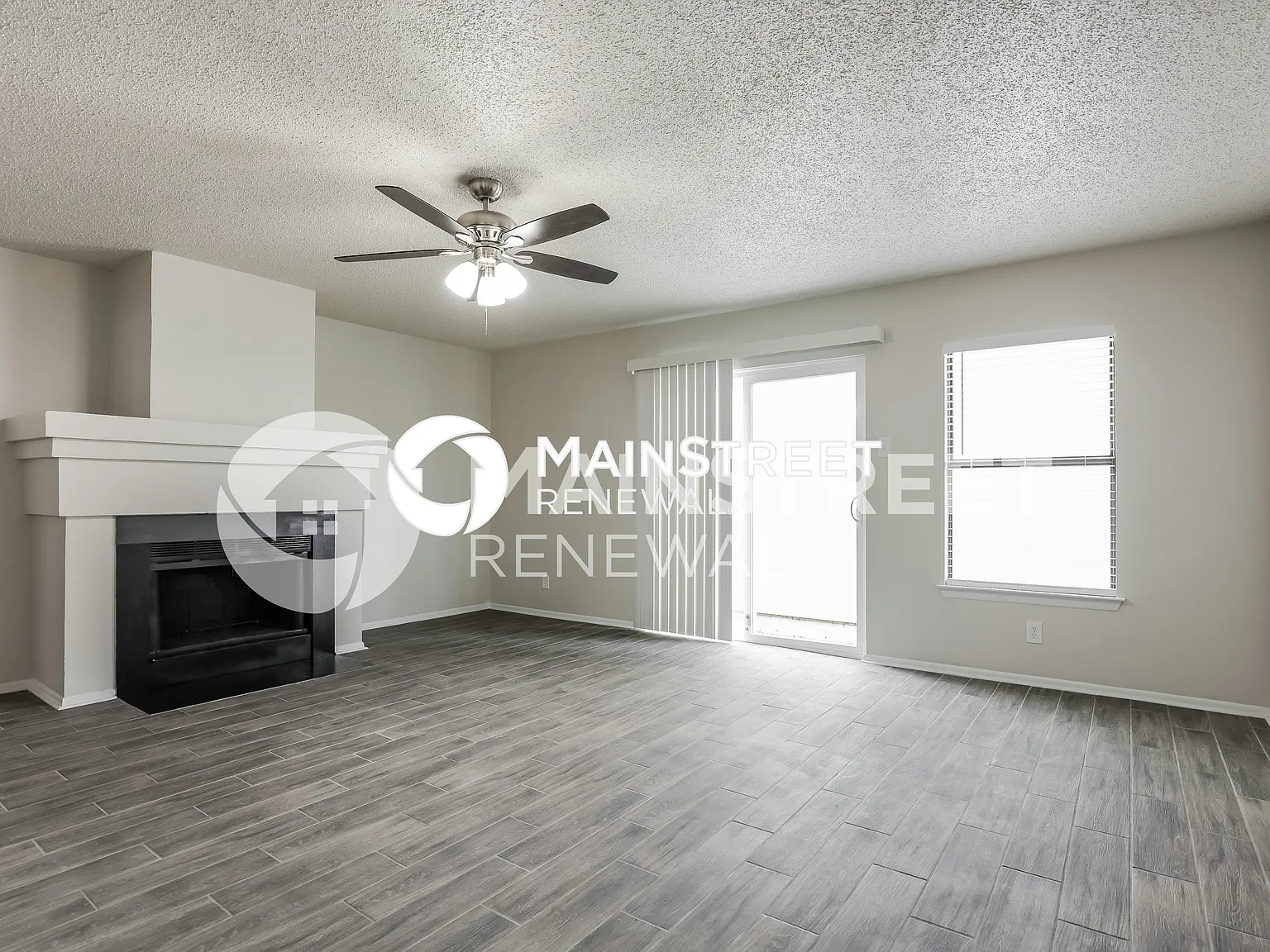 6839 Flaming Ridge Dr — Photo 4