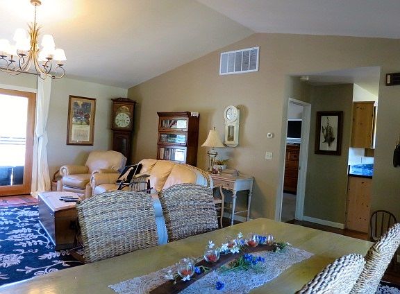 3rd image of 3345 Cedar Ln