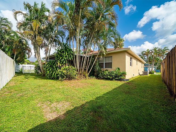4th image of 10100 Boynton Place Circle