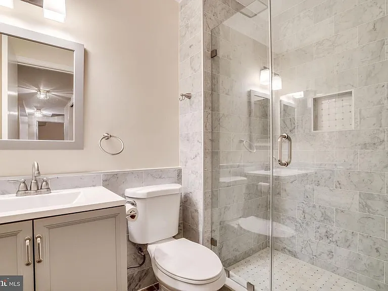 6505 Gretna Green Way — Photo 35