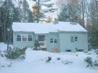 28 Lakeside Dr, Windham, ME 04062