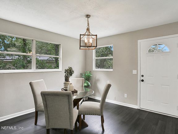 3rd image of 7064 RED ROBIN Drive