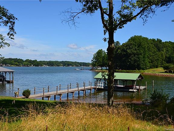3rd image of 125 Myers Port Way #5