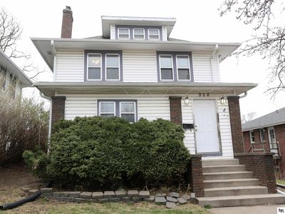 908 S 36th St, Omaha, NE, 68105