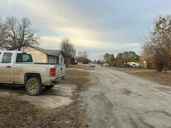 5th image of 35 Apache St