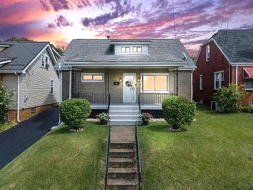 2606 Mayfield Ave photo 1