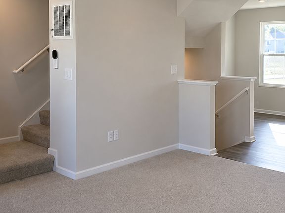 3rd image of 3547 Conifer Cir