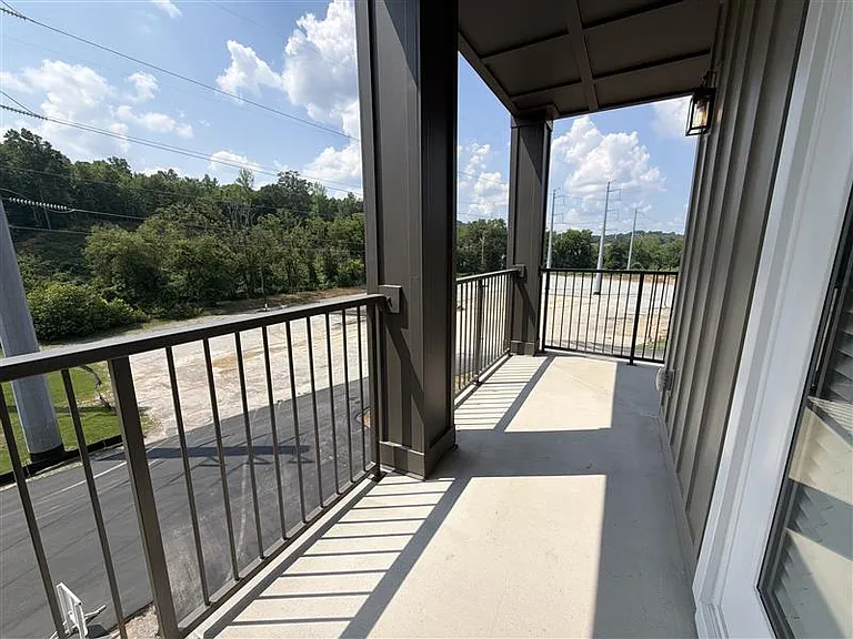District on the Etowah Apartments — Photo 1474