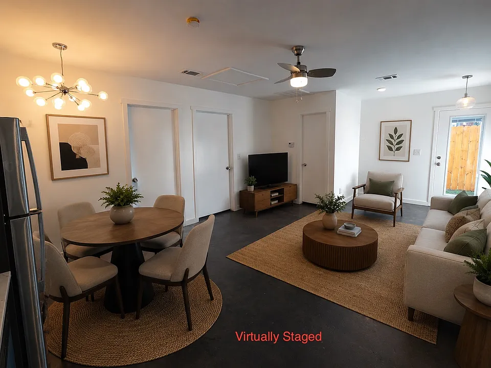 1135 Holly Glen Cir #1/2