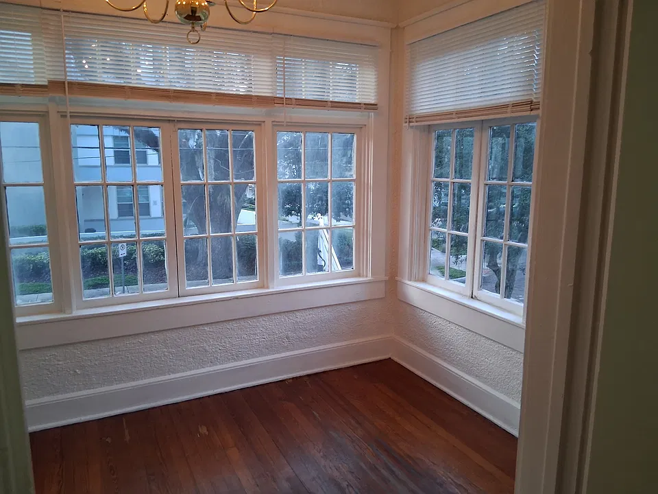 103 S Osceola Ave