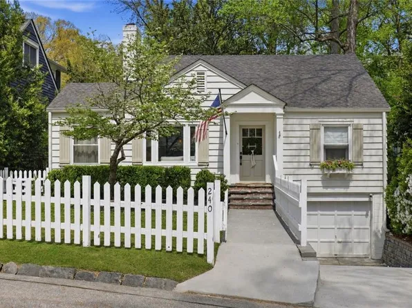 240 Eureka Dr NE, Atlanta, GA 30305