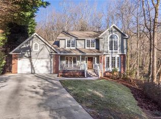 1213 Saint Charles Ct, Asheville, NC 28803